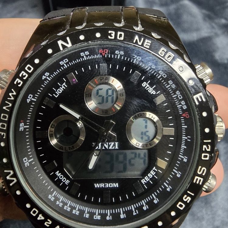 Binzi Watch for Sale in Massapequa Park NY OfferUp