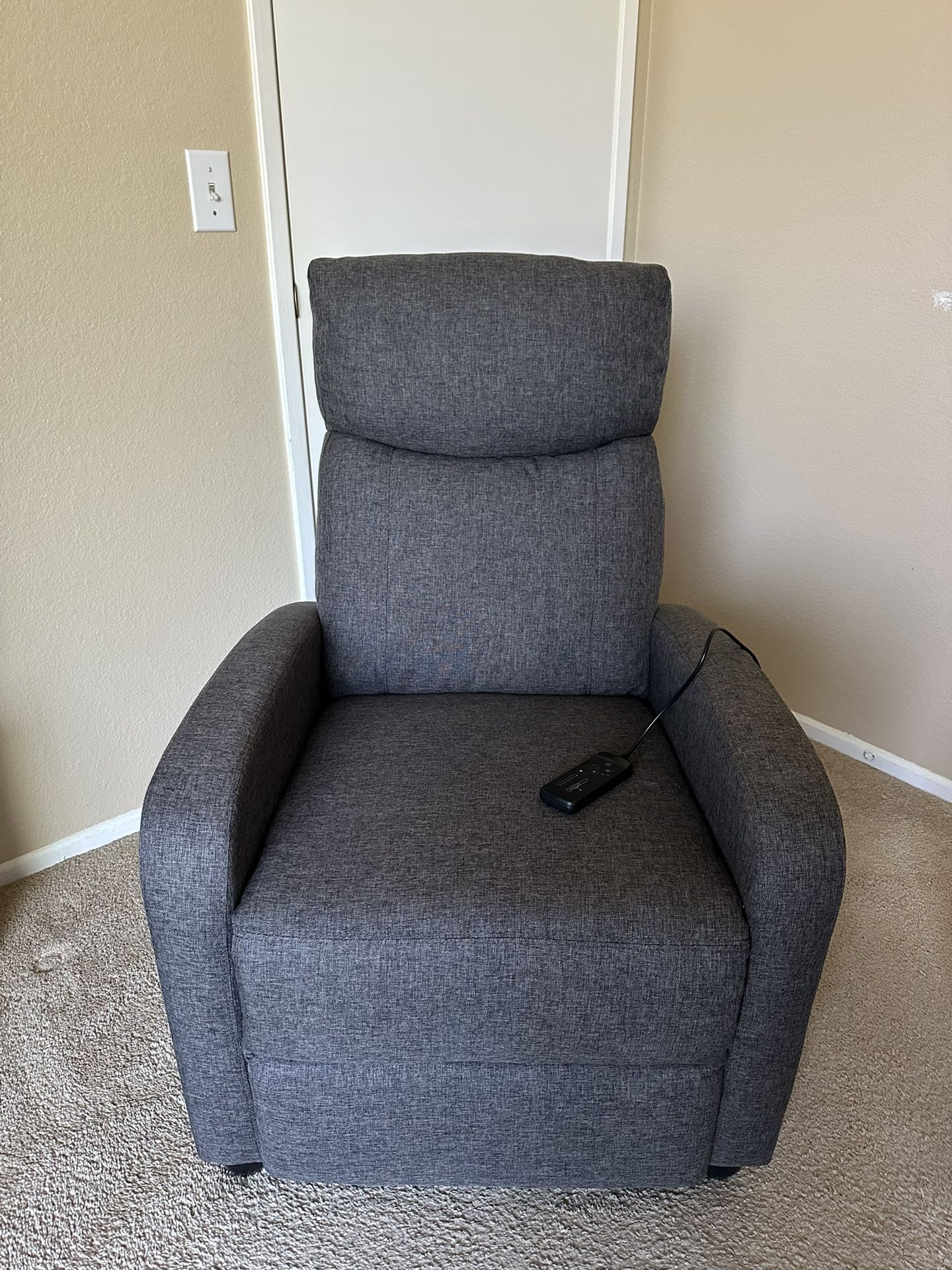 Recliner With Massaging Back