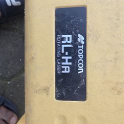 Nivel láser giratorio Topcon RL-HB con receptor láser