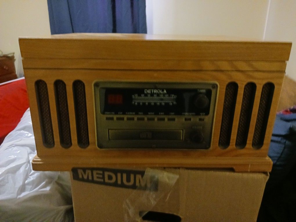 Detrola Cd/record Player