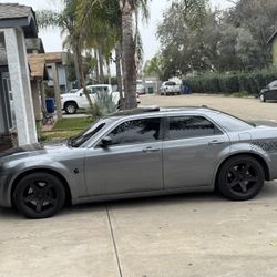 2006 Chrysler Srt8
