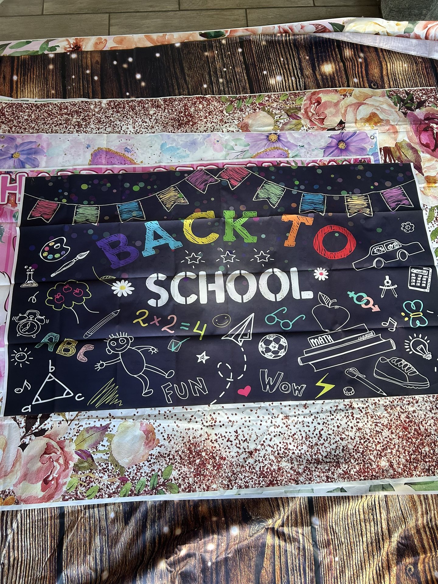 Party Supplies / Backdrops
