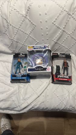 3 Toys figure