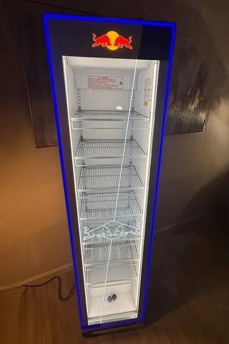 Refrigerator & Freezer