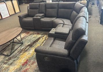💞OM 💞  Brand New Reclining Sectional