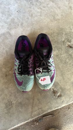 NIKE ZOOM ELITE 8