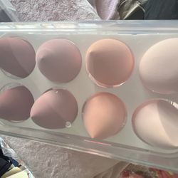 8 Piece Makeup Blender Nude Colors And Purple 