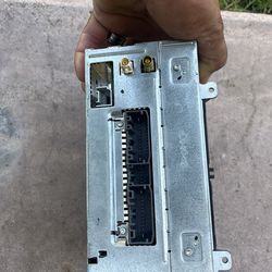 Radio AM FM 2012 jeep