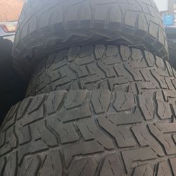 35x12.50R17 Toyo Open Country RT Tires (4)