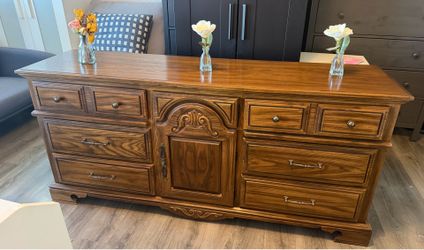 Kimball Dresser 9 Drawers work well