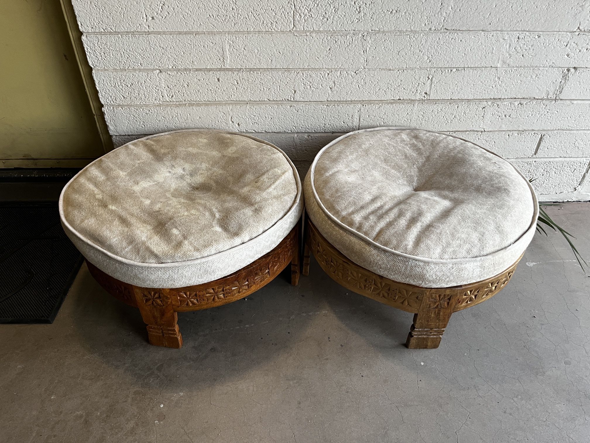 Stools Matching (2)