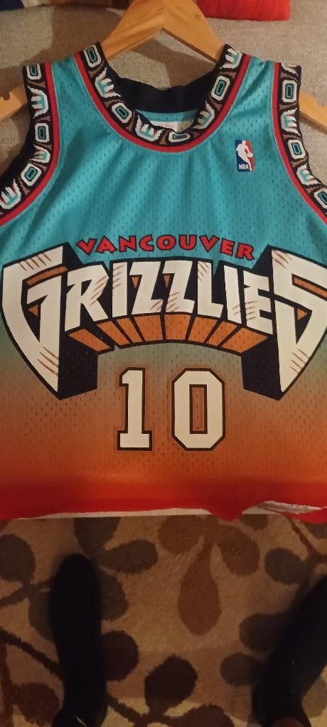 Throwback Bibby Jersey Size Medium