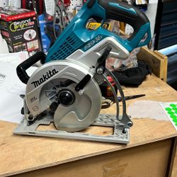 Makita Xsro1 36v 7-1/4 Skill Saw Tool Only 