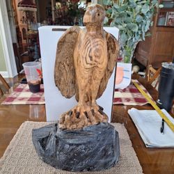 HANDCARVED WOODEN BIRD SCULPTURE 