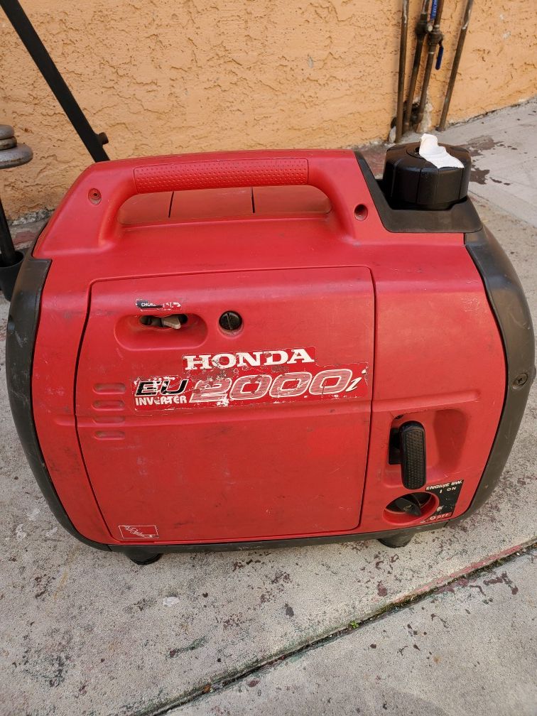 Honda eu2000i generator