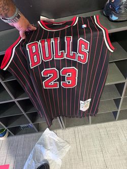 Bulls jersey new
