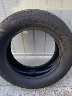 Sentry 215/60R16 Tire