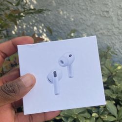 AirPods Pro 3