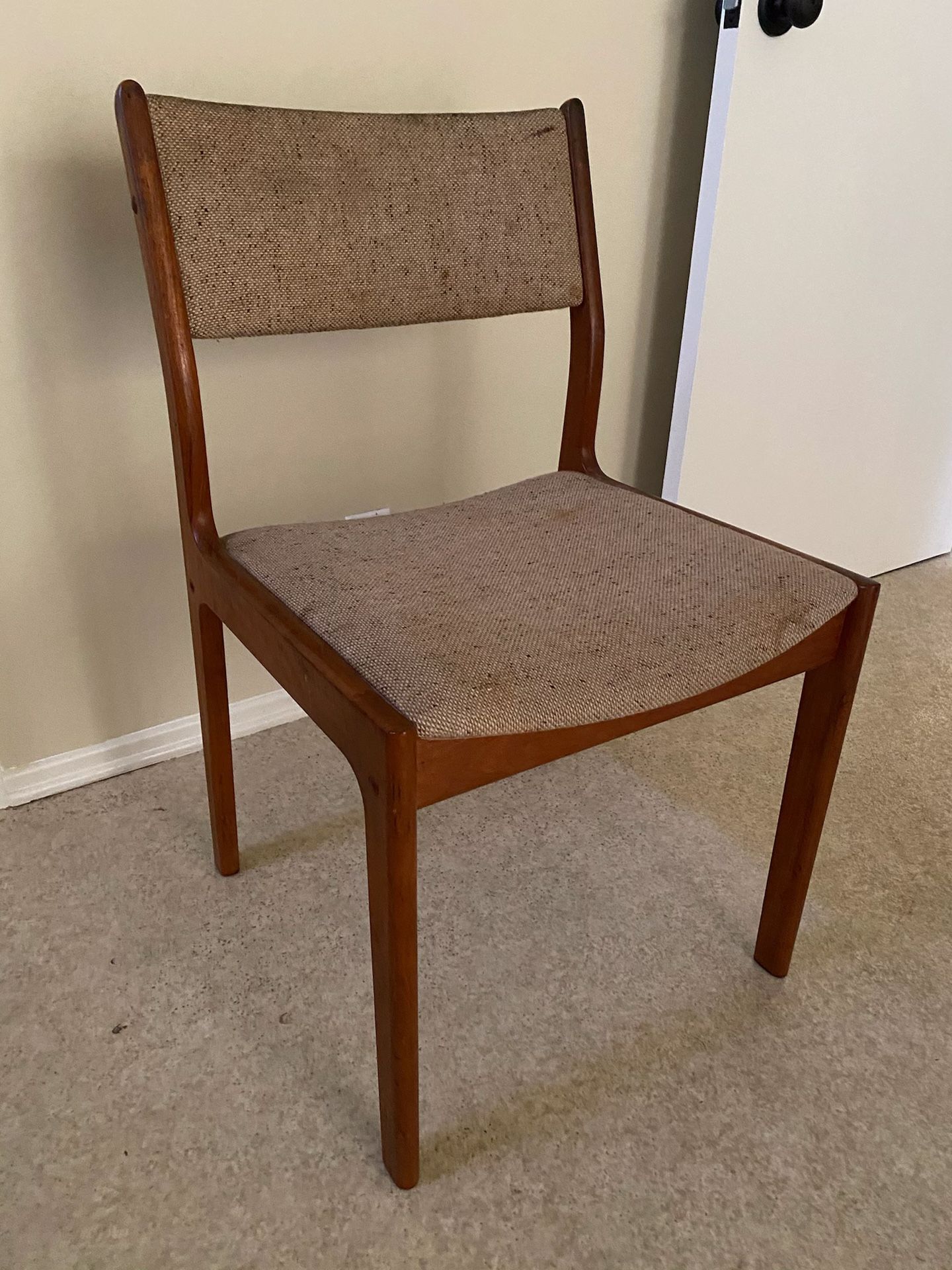 Free antique chairs set of 6 free