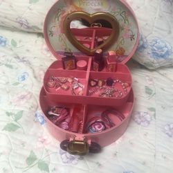 Gisele Toy Makeup And Jewelry Box