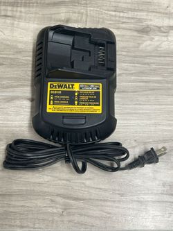 DEWALT CHARGER DCB115 20V CHARGER (PO1025090)
