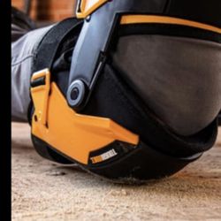 TOUGHBUILT KNEE PADS FOR WORK