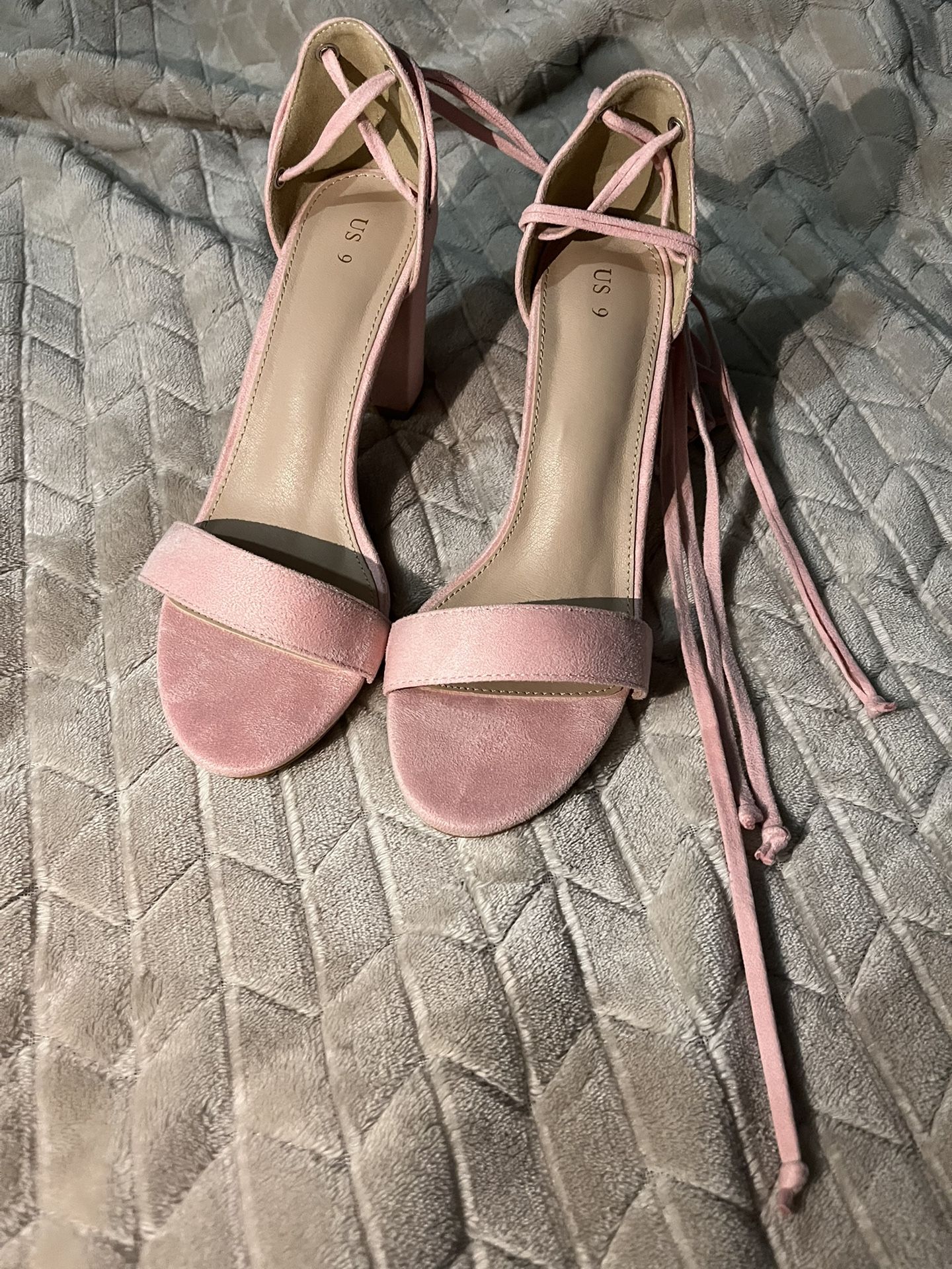 Pink Wrap Around Heels Size 9