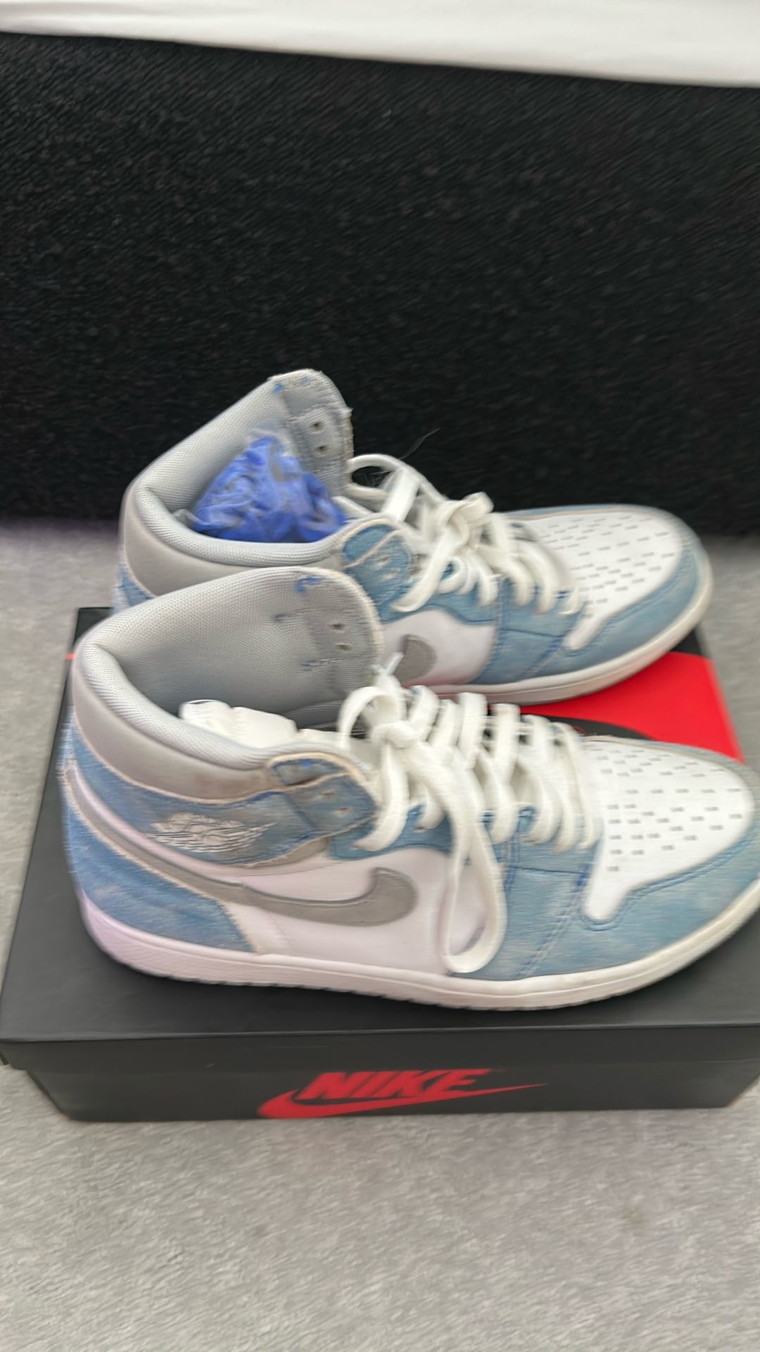 Jordan 1 Hyper Royal (used)