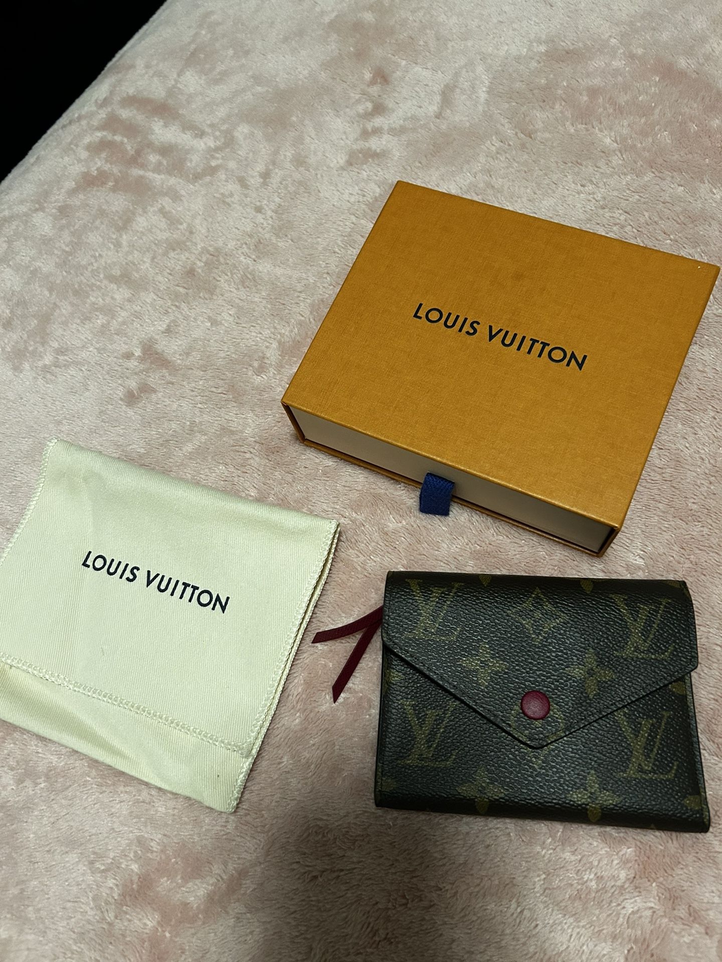 Louis Vuitton Victorine Wallet