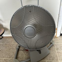 Bionaire Free Standing Rotating Portable Heater 