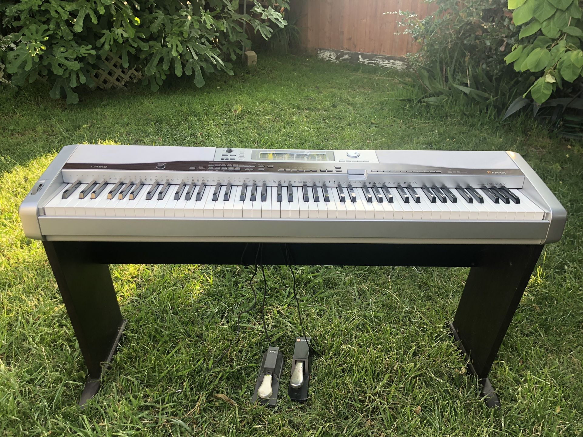 Casio Privia PX-555R Digital Piano - Used