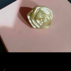 ROSE FLORAL PEARL ACCESSORY BROOCH 