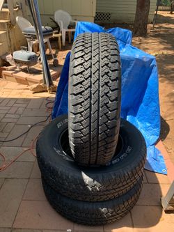 Bridgestone Dueler A/T  P255/70R18 M+S  (three)