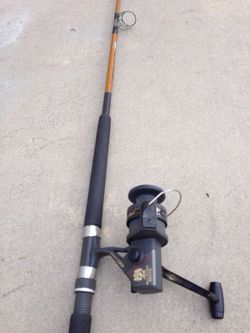 Shimano 400s Spinning reel with Silstar spinning Rod for Sale in