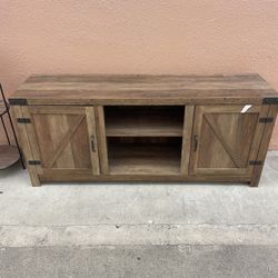 TV CONSOLE