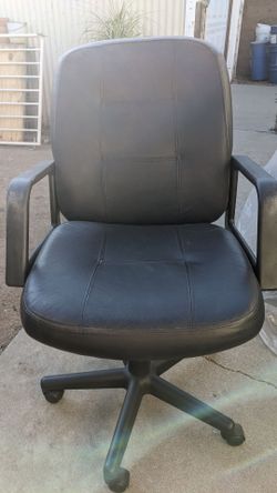 3 FREE CHAIRS!!!
