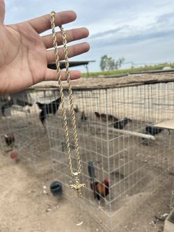 14Karat Rope Chain With Jesus Pendent (SELLING AS SET ONLY)