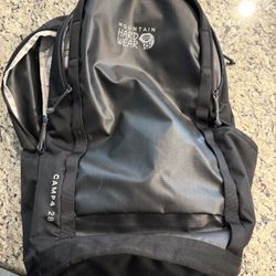 Mountain Hard Wear Camp 28 Backpack
