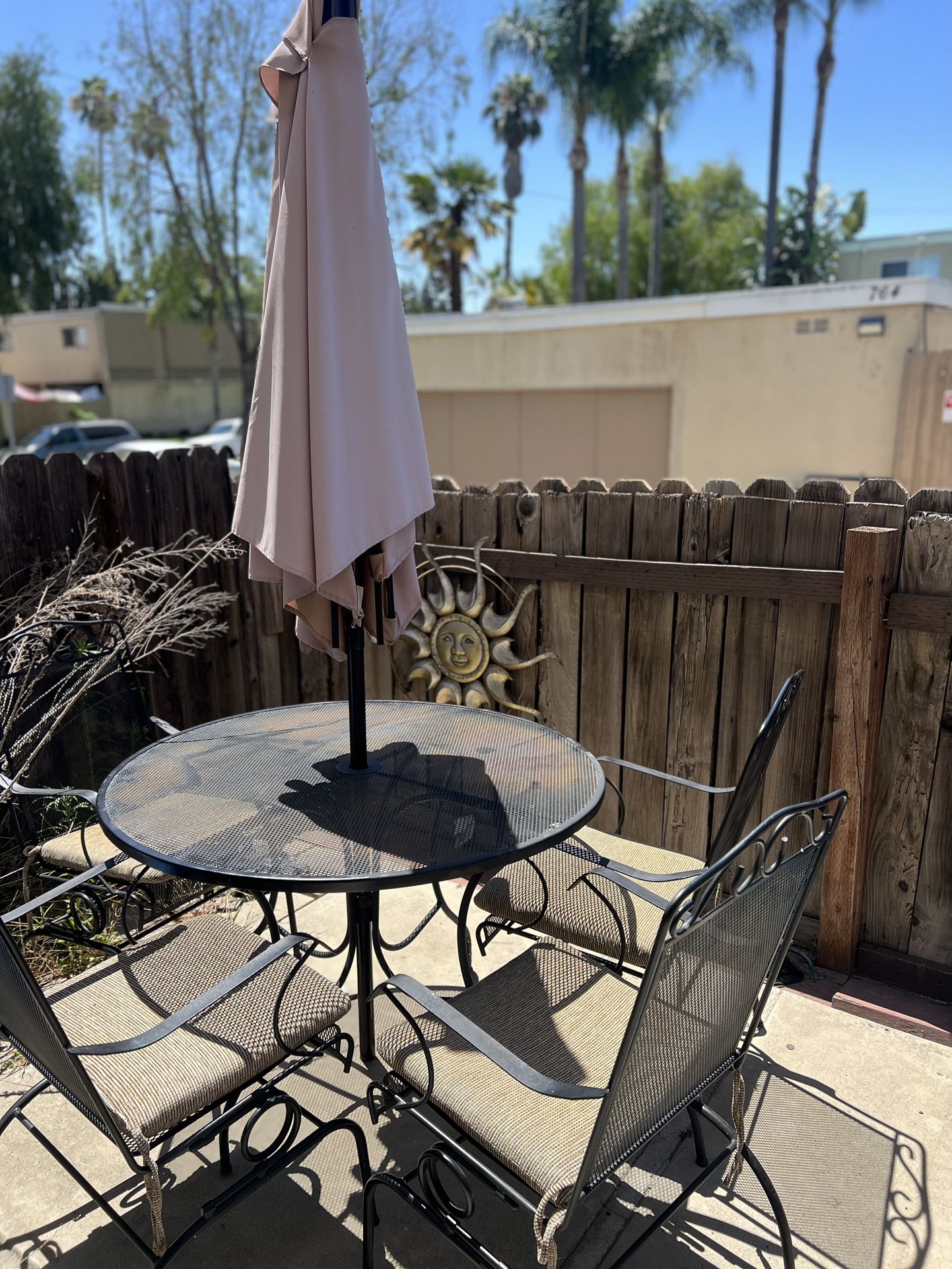 Patio Set for Sale in Orange, CA OfferUp