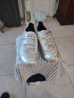 Diadora Fibercomposite  Size 9/5 these are Diadora rood Cyeling S