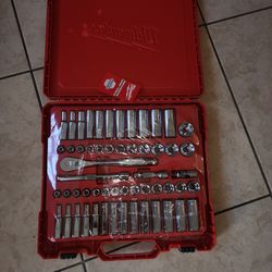 Milwaukee
3/8 in. Drive SAE/Metric Ratchet and Socket Mechanics Tool Set (56-Piece)