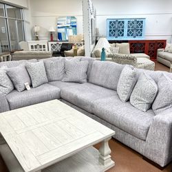 New 4 Piece Sectional 🔥🔥 IN STOCK