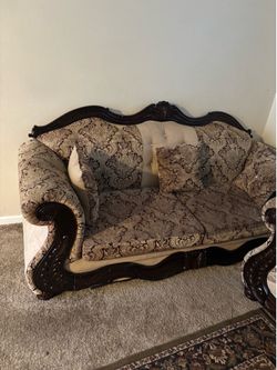 One sofa, two sofa and three sofa.