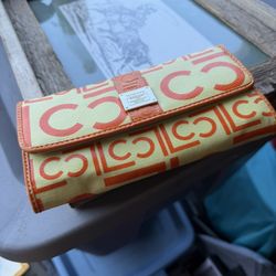 Liz Claiborne Pocketbook 20 Bucks