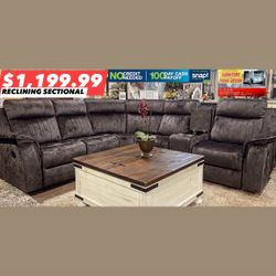 Reclining Sectional 