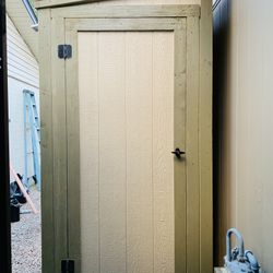 4x8 Wood Storage shed (HOA Approved)