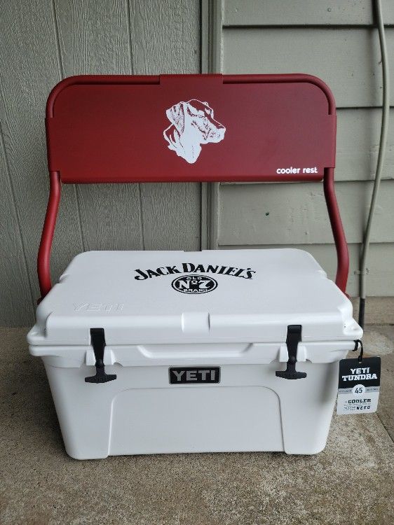 Yeti 45 Qt. Tundra Hard Cooler with Back Bench Rest