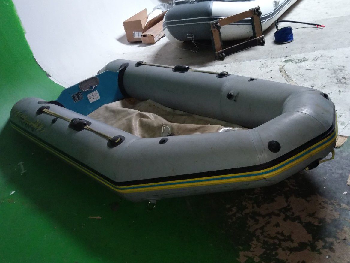 10' inflatable boat