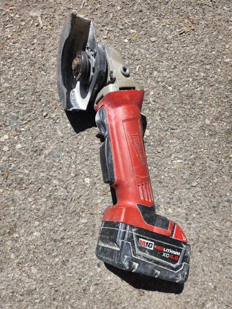 Grinder (pomona Área)