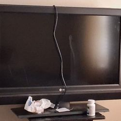 $40 34 Inch Mpu Good TV Not Smart Tv